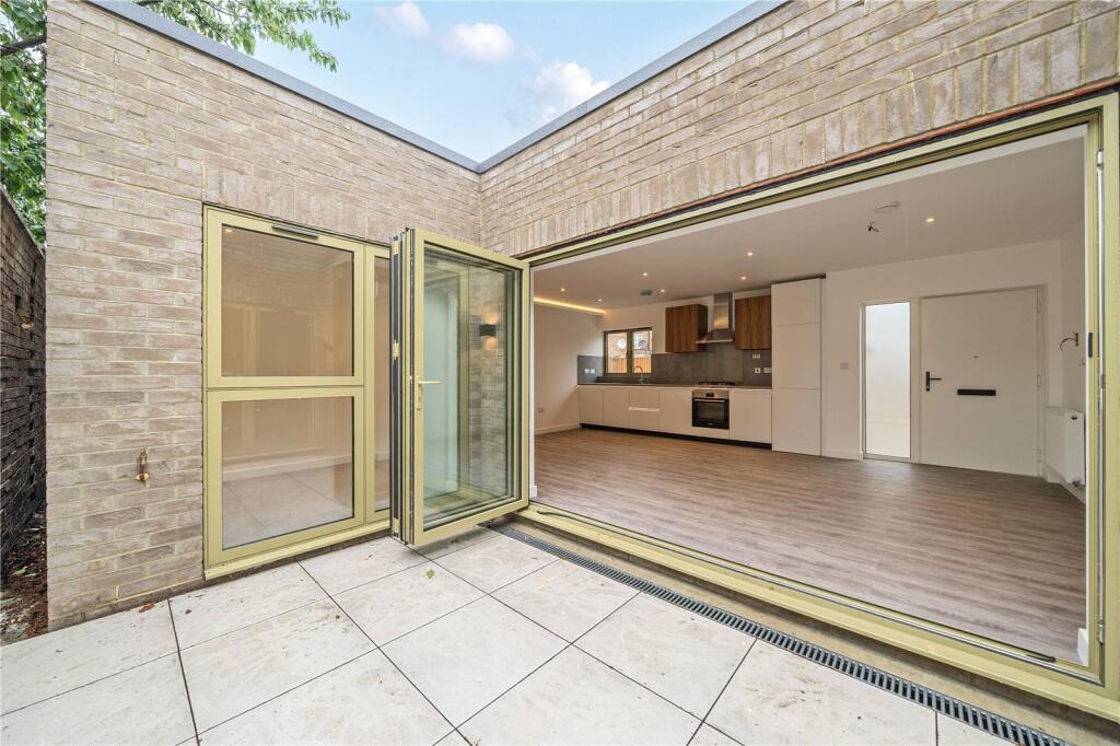 Main image of property: Brook Mews, London, N13
