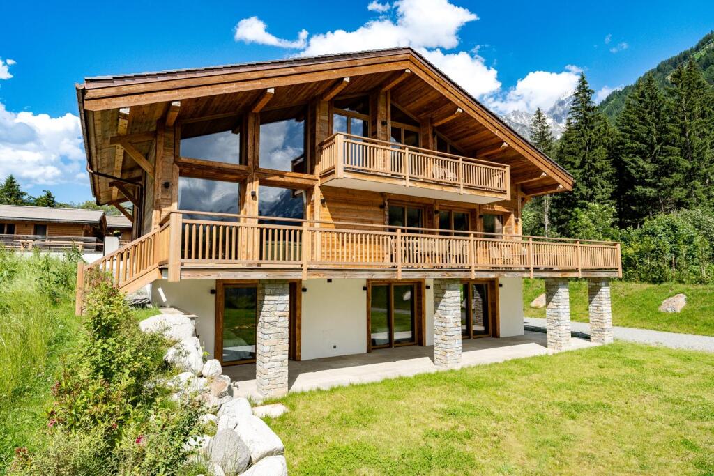 Main image of property: Rhone Alps, Haute-Savoie, Chamonix