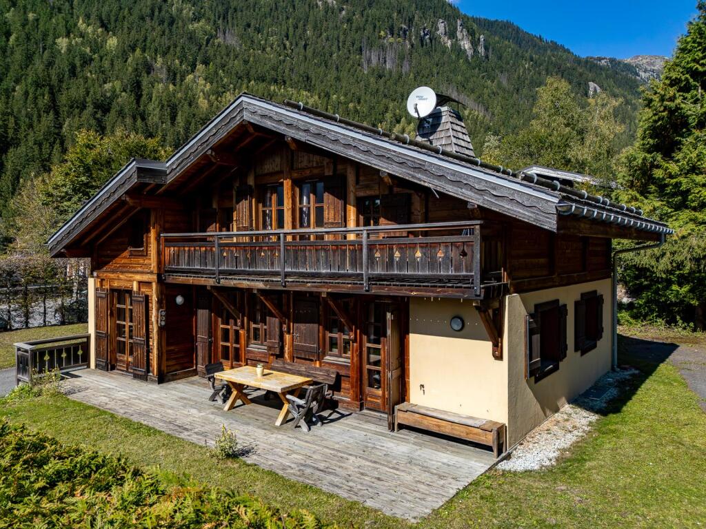Main image of property: Rhone Alps, Haute-Savoie, Chamonix