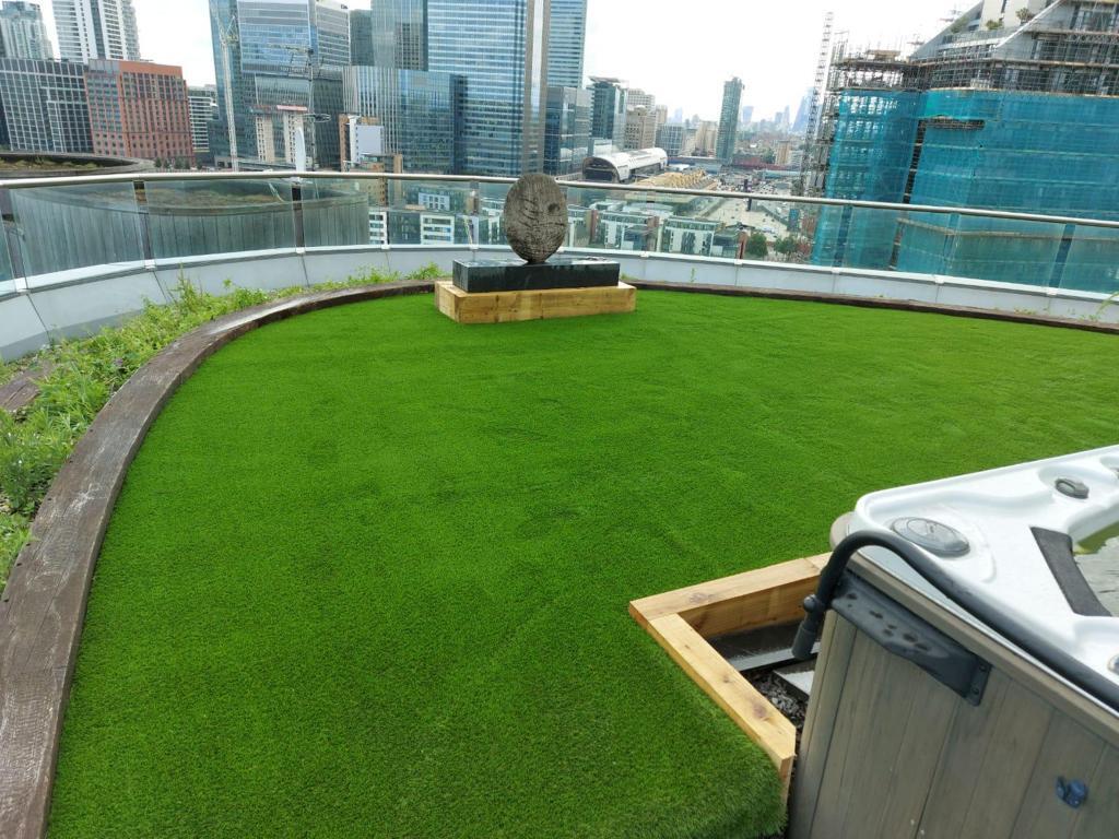 Main image of property: New Providence Wharf