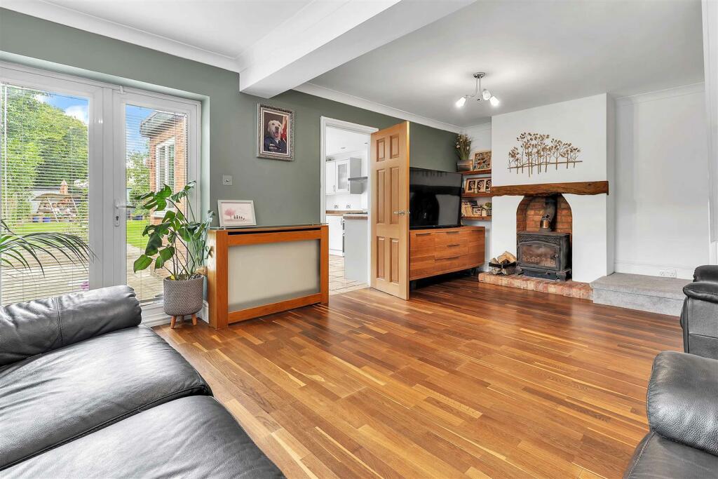 Additional property image - Birmingham Road, Mappleborough Green, Warwickshire