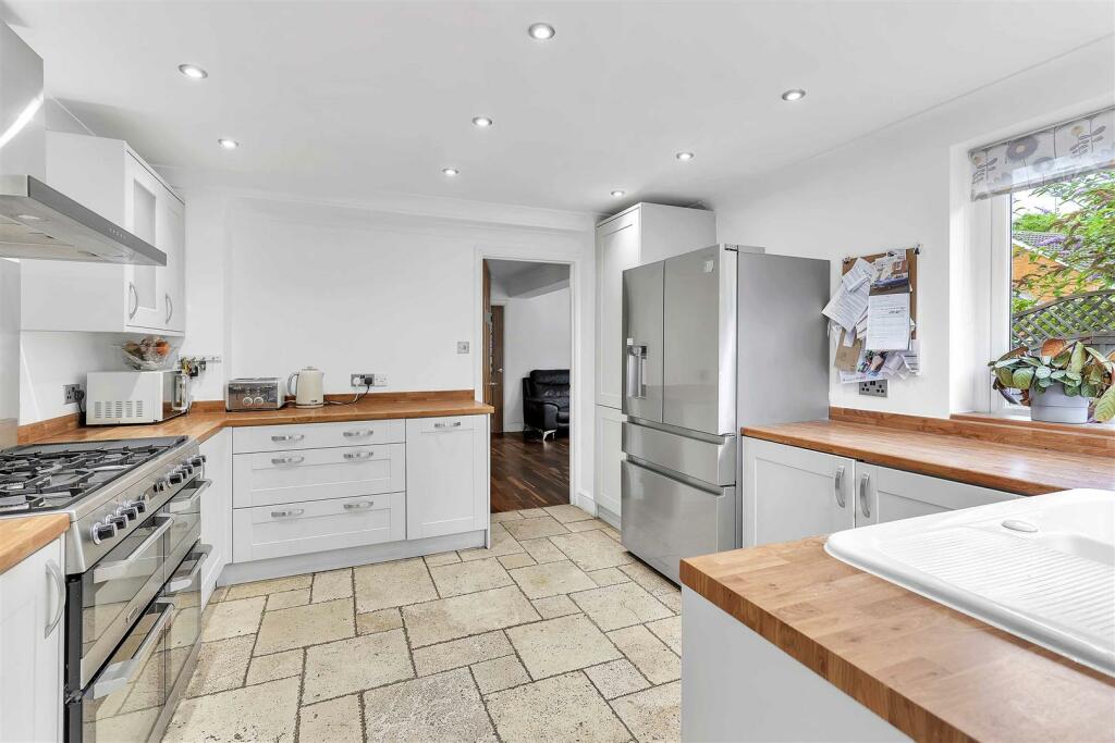 Additional property image - Birmingham Road, Mappleborough Green, Warwickshire
