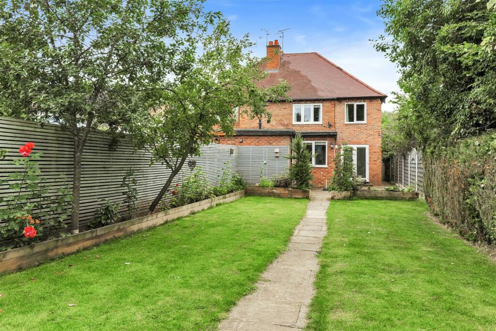 Additional property image - Birmingham Road, Mappleborough Green, Warwickshire
