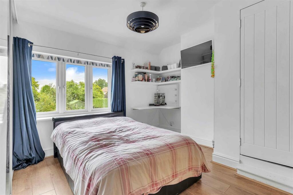 Additional property image - Birmingham Road, Mappleborough Green, Warwickshire