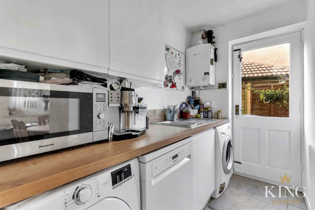 Additional property image - Bell Mead, Studley