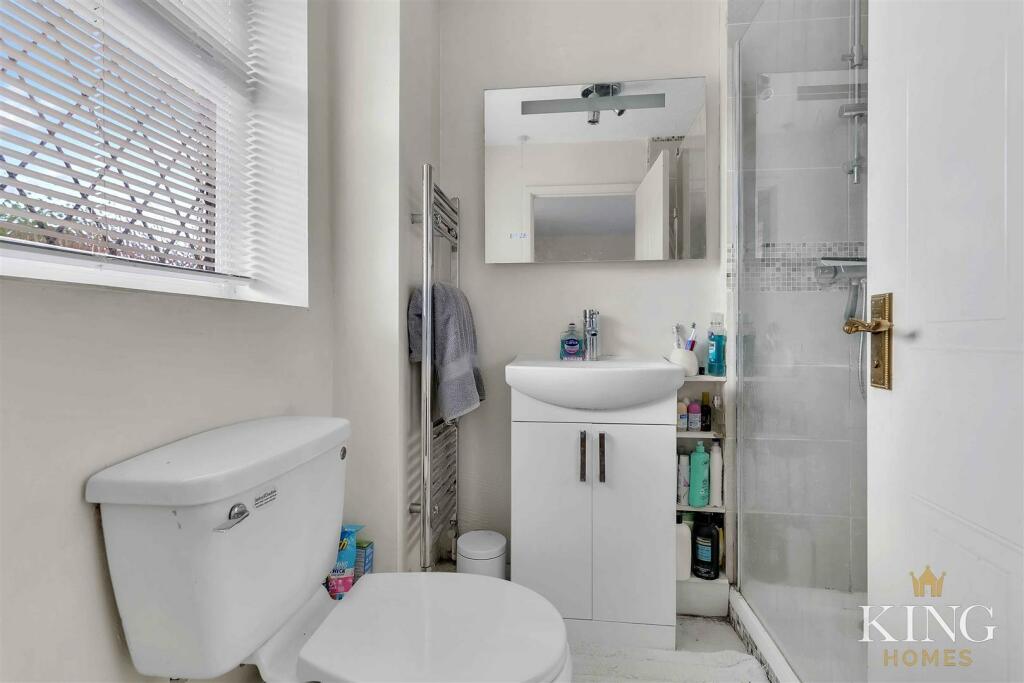 Additional property image - Bell Mead, Studley
