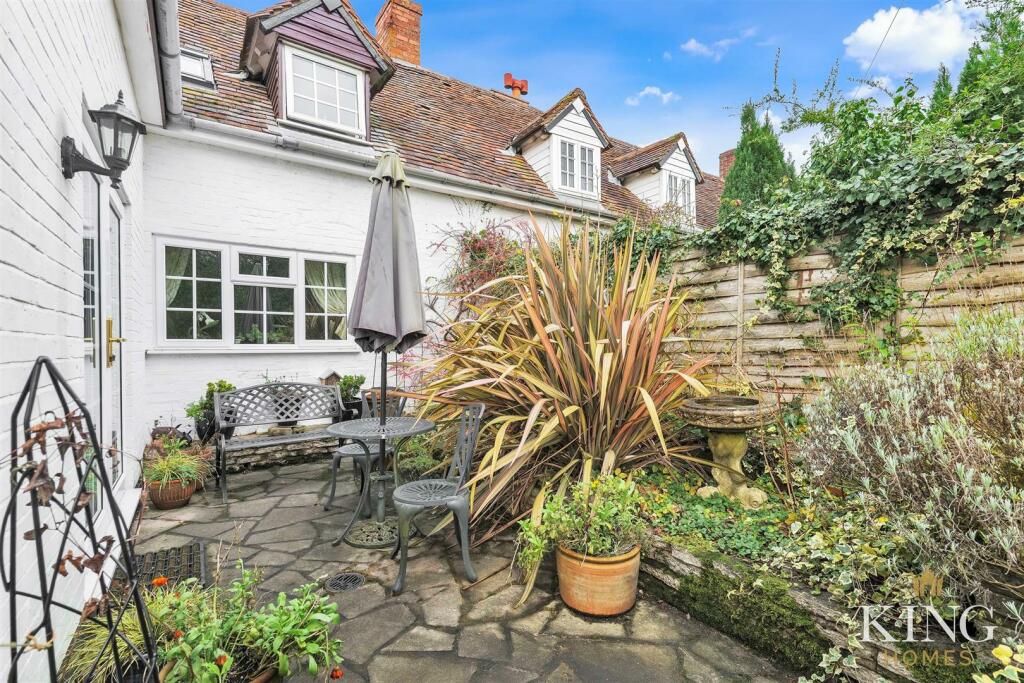 Additional property image - Evesham Road, Weethley, Alcester