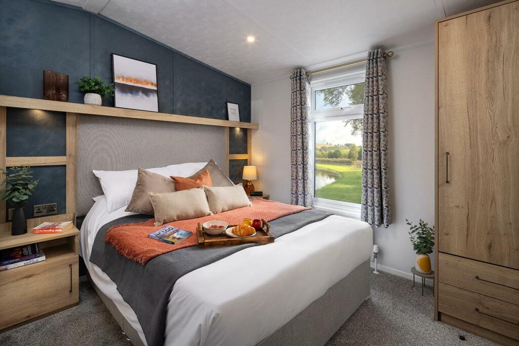 Additional property image - Longmanhill, Banff