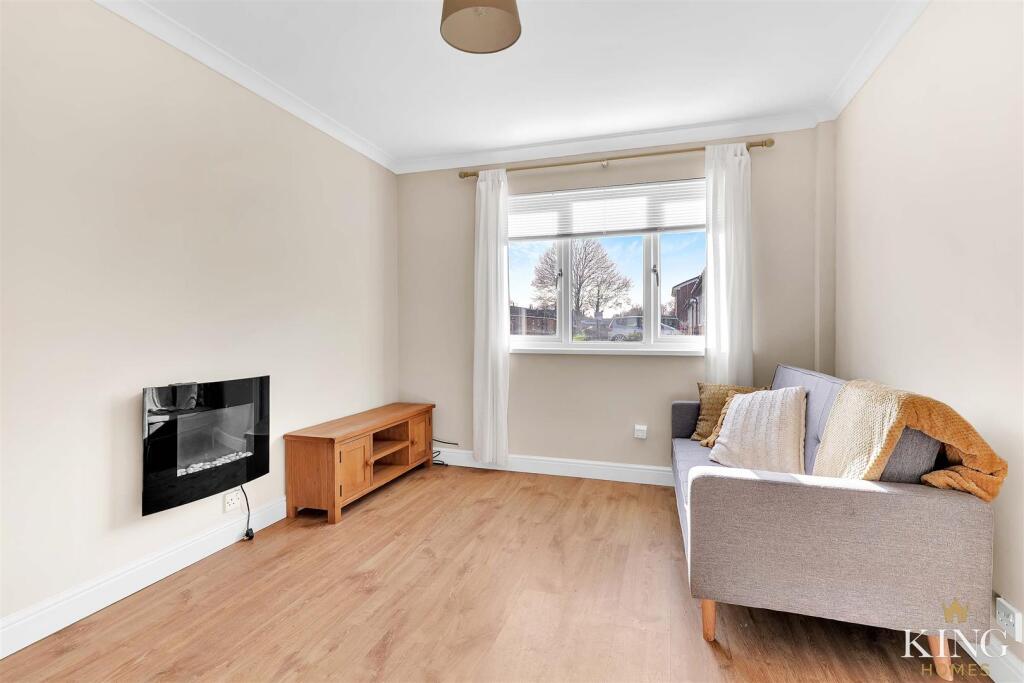 Additional property image - Lea Close, Alcester