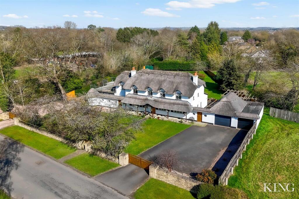 Main image of property: Sambourne Lane, Sambourne, B96 6PA