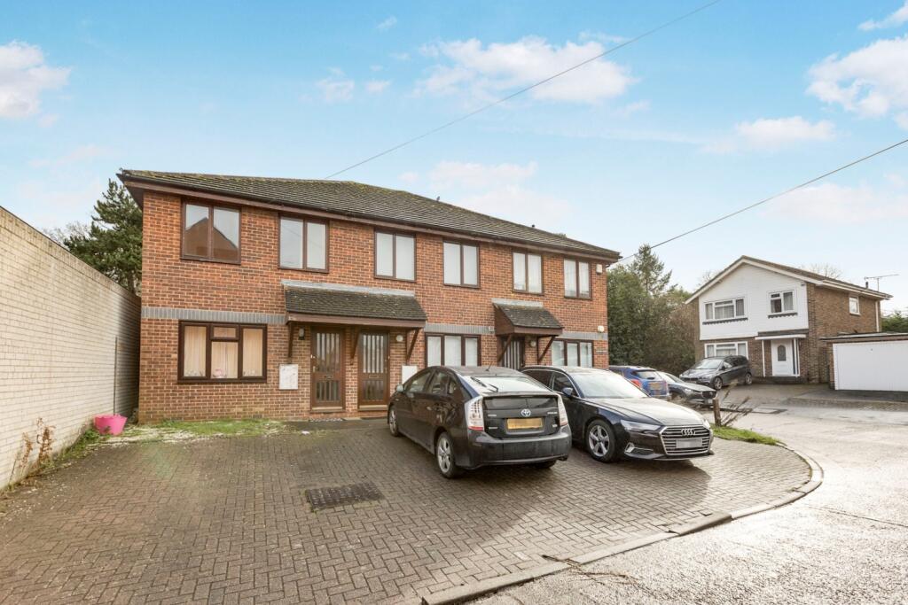 Main image of property: Ruxton Close Swanley BR8