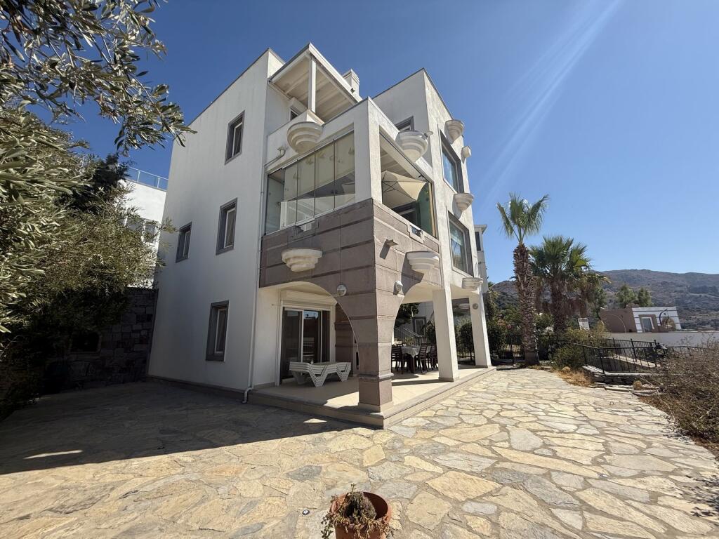 Main image of property: Mugla, Bodrum, Gumusluk