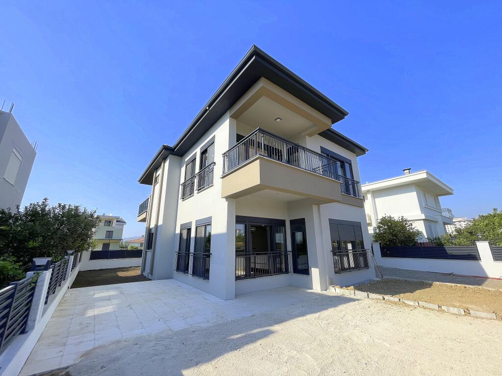 Main image of property: Antalya, Side