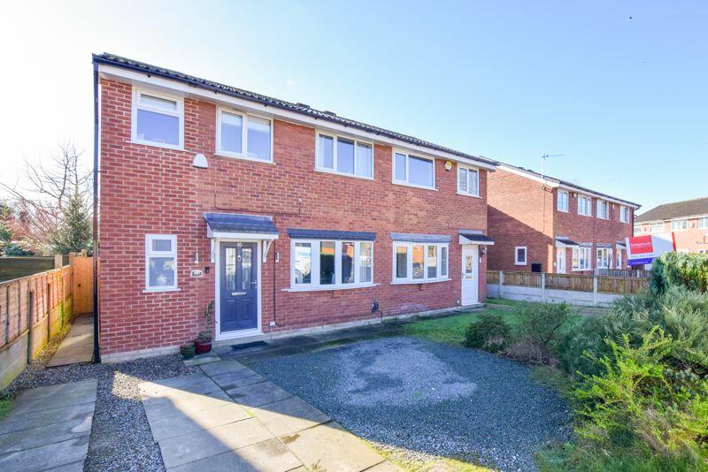 3 bedroom semidetached house for sale in Coltsfoot Drive, Altrincham