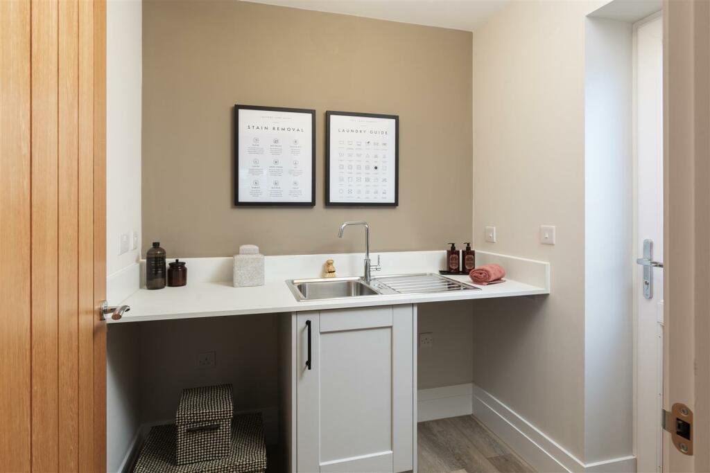 Additional property image - No 47, Maybank, Manor Way, Halesowen