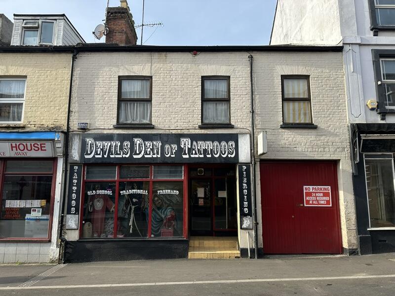 Main image of property: Middle Street, Yeovil, Somerset, BA20 1NA