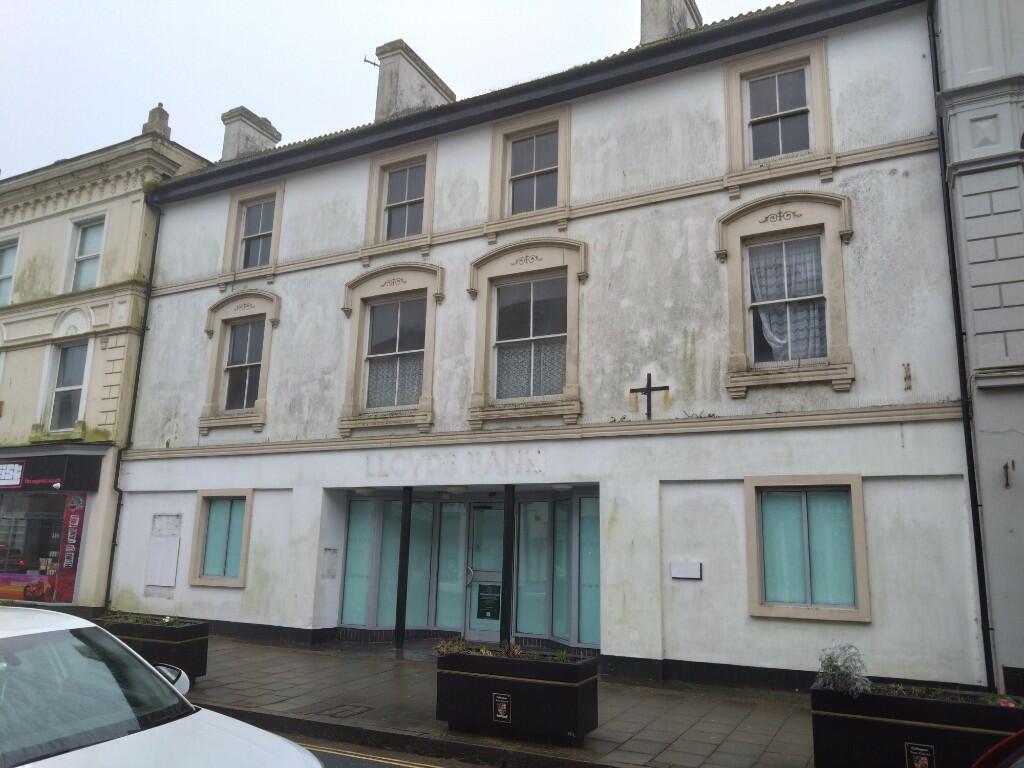 Main image of property: 13 Fore Street, Callington, Cornwall, PL17