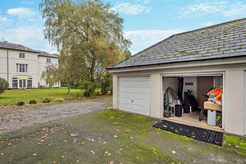 Additional property image - Beaudesert Park, Henley-in-Arden