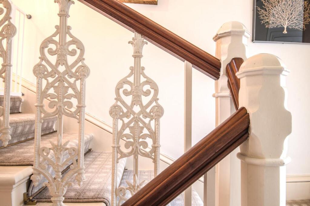 Additional property image - Alne House, Great Alne, Warwickshire