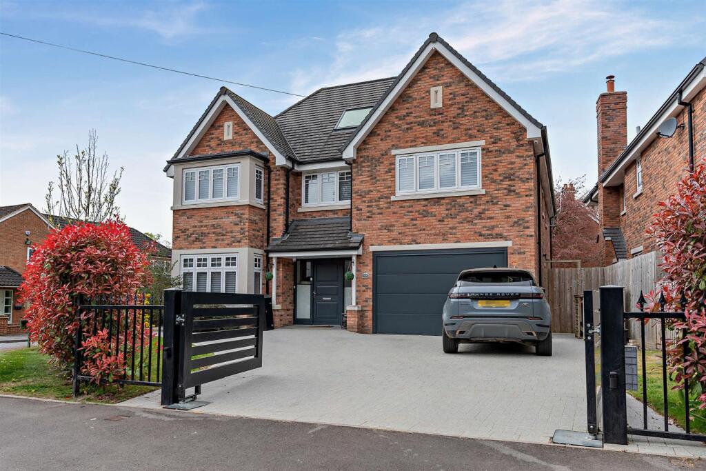 Main image of property: Knowle Wood Road, Dorridge, Solihull