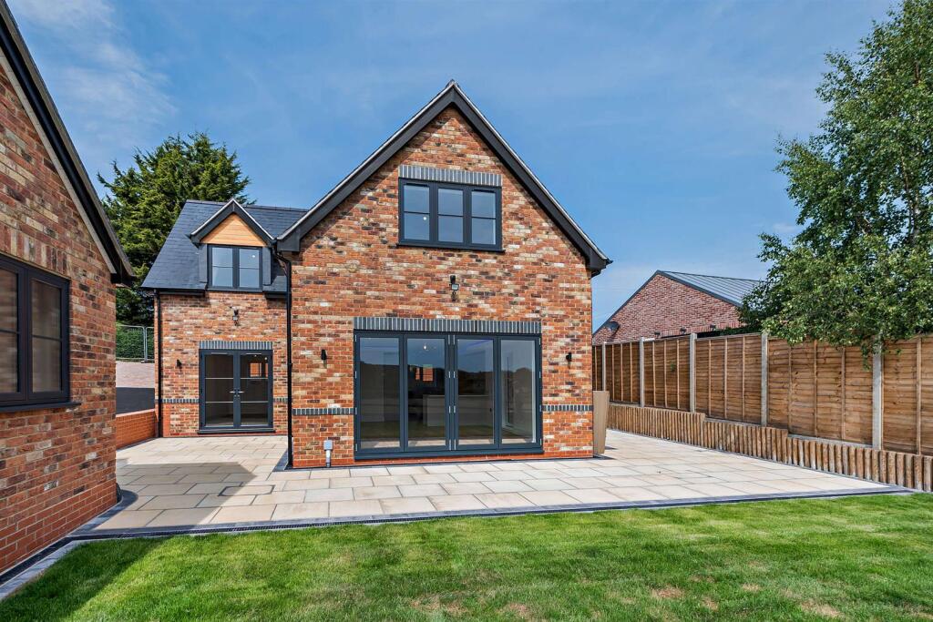 Main image of property: 1, Wells Cottage, Wootton Wawen, B95