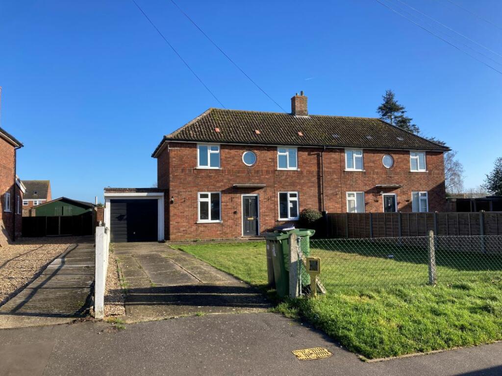 2 bedroom semidetached house for sale in 51 Leys Lane, Attleborough