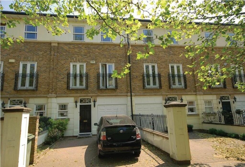 4 bedroom town house for sale in Wyatt Drive, London, SW13