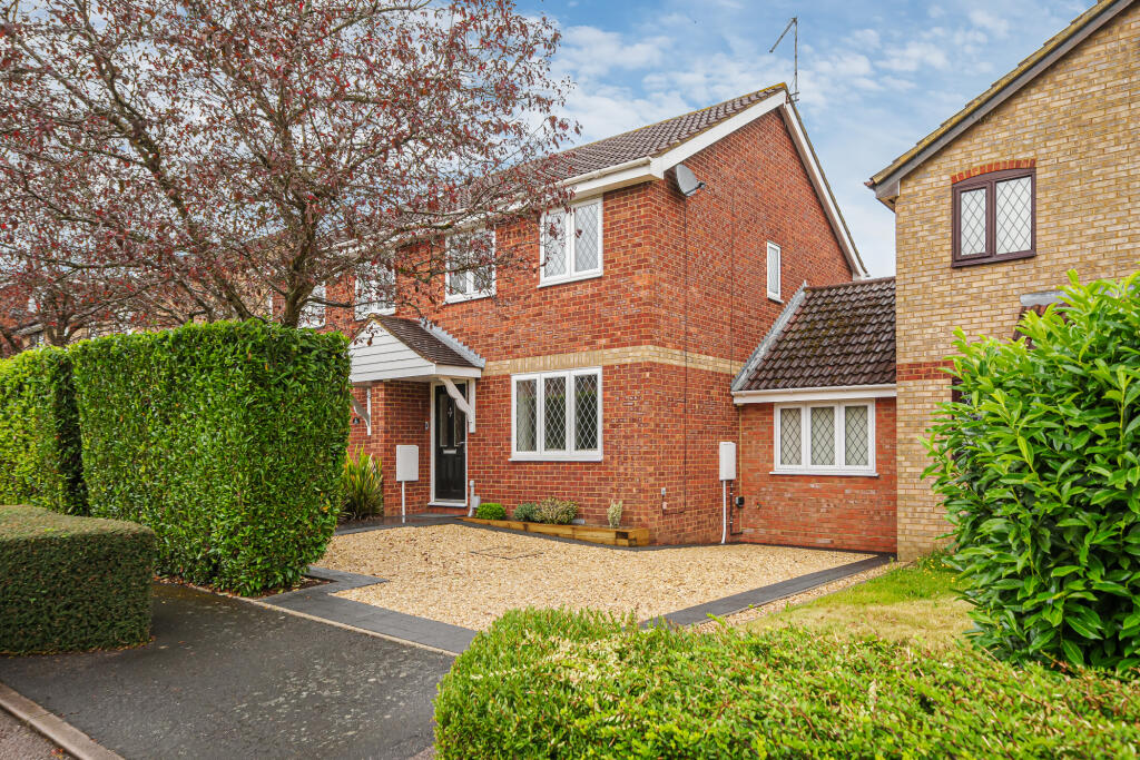 Main image of property: Abbey Drive, Abbots Langley WD5 0TL