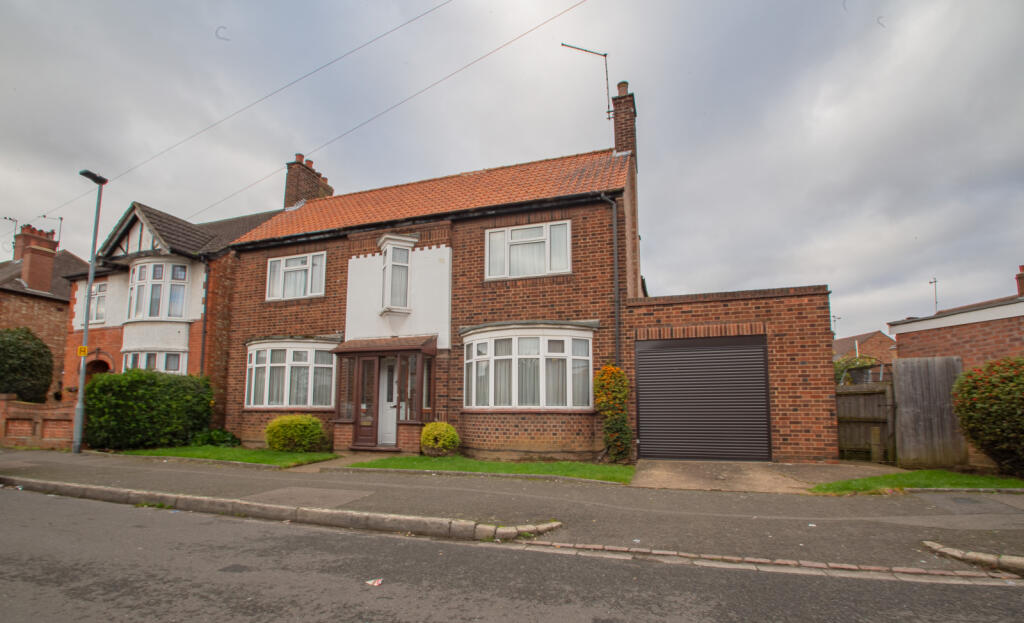 4 bedroom detached house for sale in Peveril Road, Peterborough, PE1