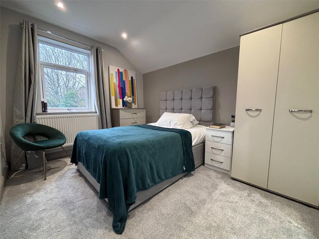 Main image of property: Dogsthorpe Road, Peterborough, Cambridgeshire, PE1