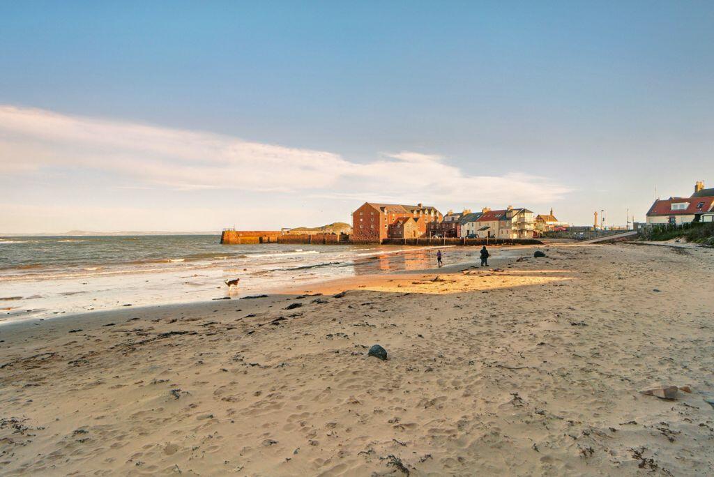 2 bedroom end of terrace house for sale in 1 Viewforth, North Berwick