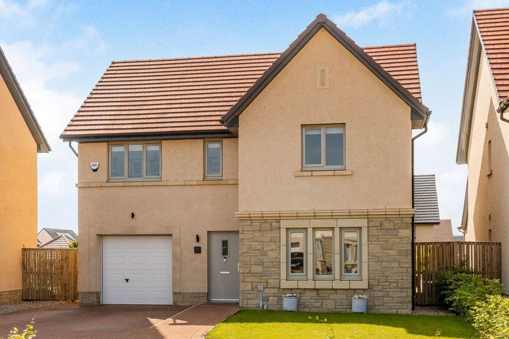 Main image of property: 5 Saltcoats Avenue, Gullane, East Lothian, EH31 2EX