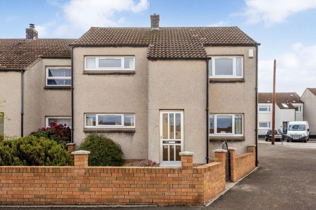 Main image of property: 16 Moffat Road, Ormiston, East Lothian EH35 5JY