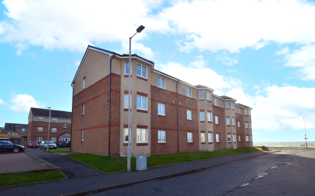 2 bedroom flat for sale in Wood Court, Troon, KA10