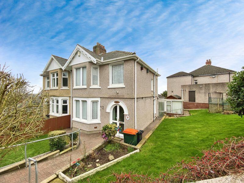 3 bedroom semidetached house for sale in Tennyson Road, Newport, NP19