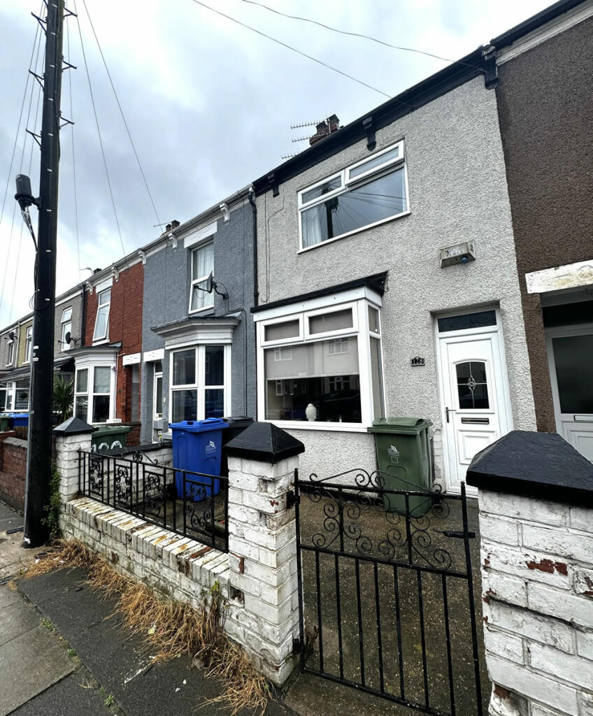 3 bedroom terraced house for sale in Barcroft Street, Cleethorpes DN35