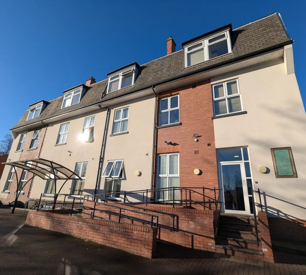 Main image of property: Lovell Park, Leeds, LS7 1DF