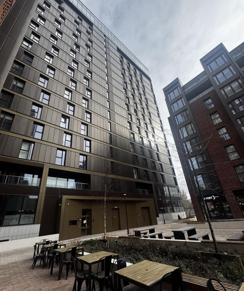 Main image of property: Parliament Square, 8 Crump Street, Liverpool L1 0DQ