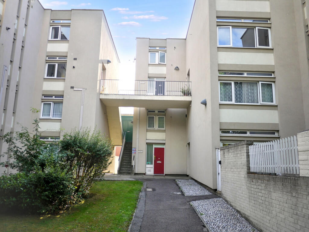 Main image of property: Cedars Road, Clapham SW4 0PS