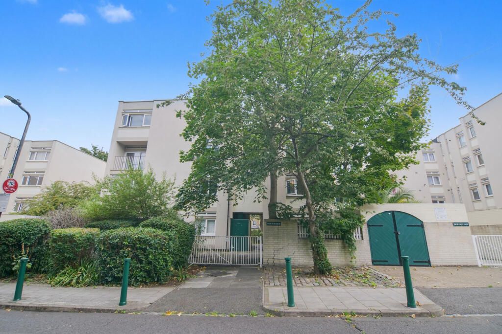 Main image of property: Cedars Road, Clapham SW4 0PY