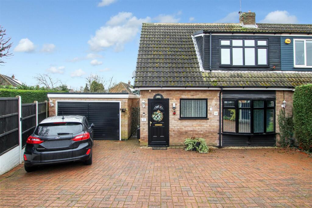 3 bedroom semidetached house for sale in Wordsworth Way, Measham