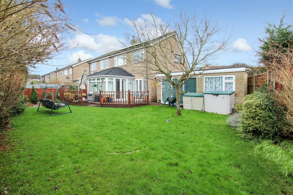 3 bedroom semidetached house for sale in Wordsworth Way, Measham
