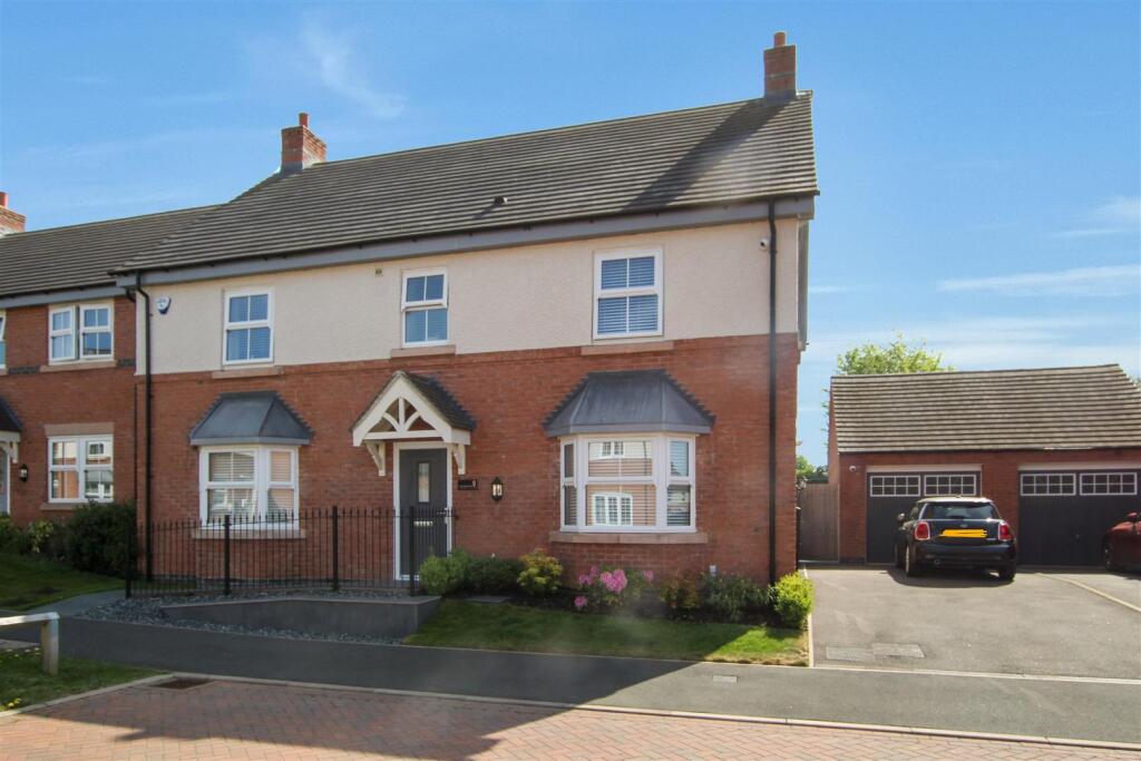 Main image of property: Centenary Place, Measham