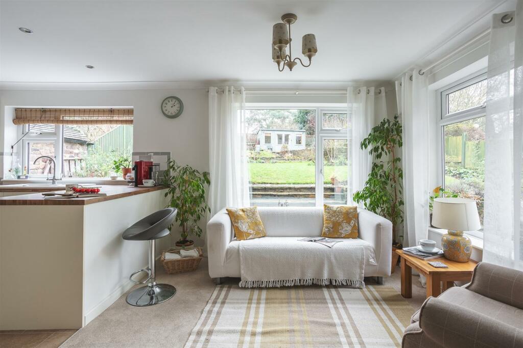 3 bedroom detached house for sale in Rectory Lane, Breadsall Village