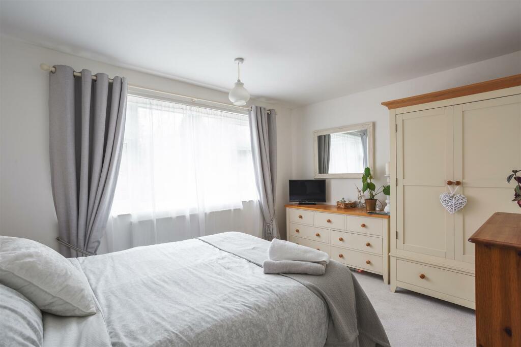 3 bedroom detached house for sale in Rectory Lane, Breadsall Village