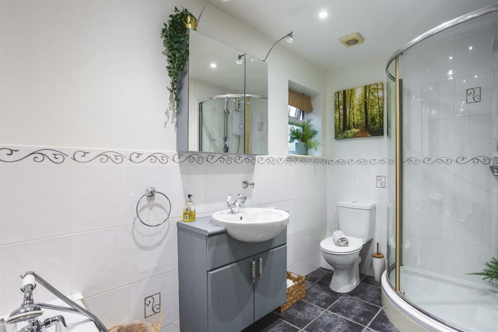 3 bedroom detached house for sale in Rectory Lane, Breadsall Village