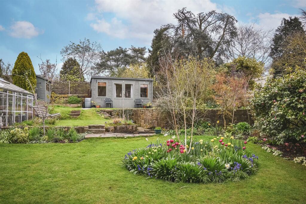 3 bedroom detached house for sale in Rectory Lane, Breadsall Village