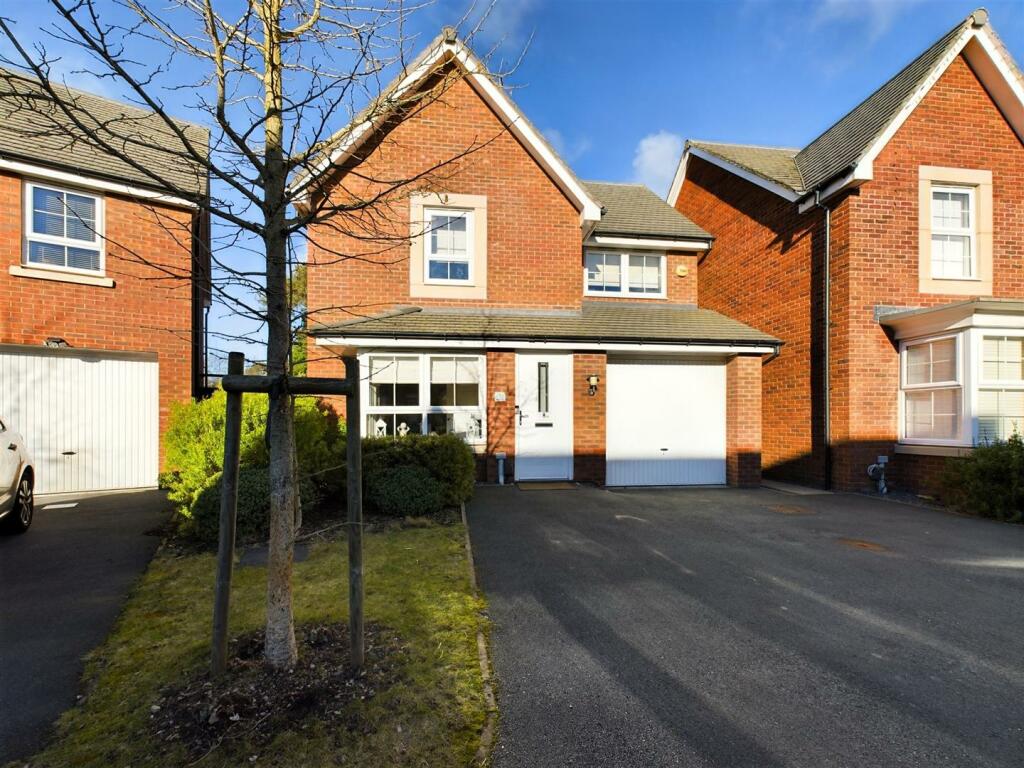 3 bedroom detached house for sale in Elvaston Drive, Littleover, Derby