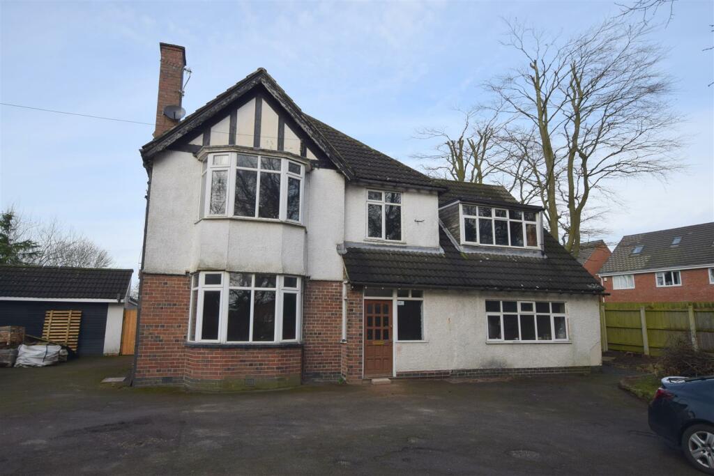 4 bedroom detached house for sale in Pastures Hill, Littleover, Derby, DE23