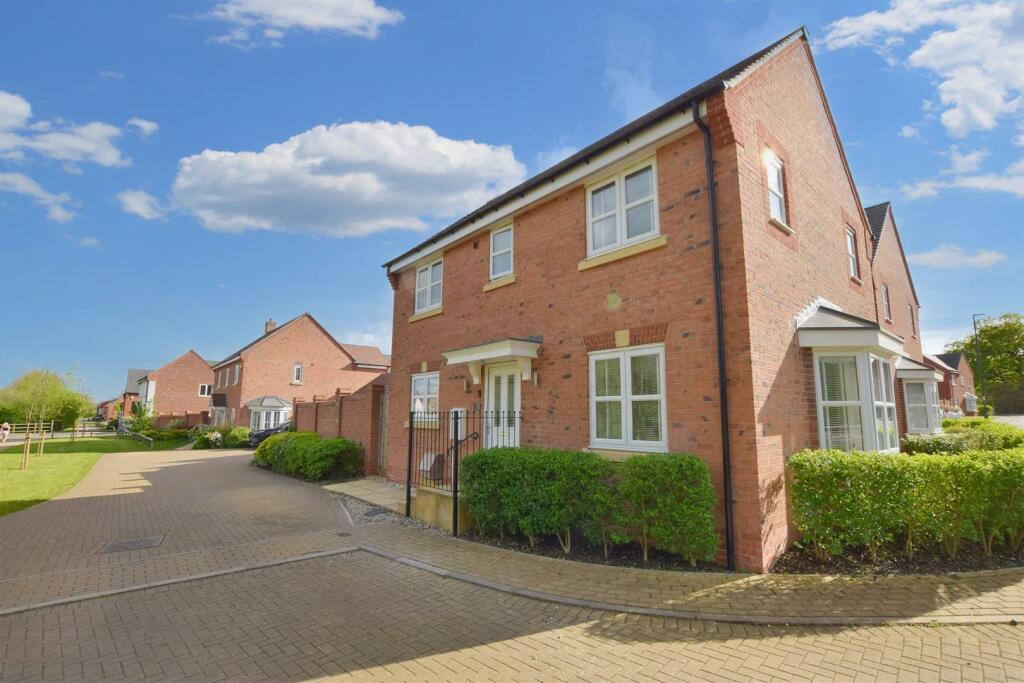 3 bedroom detached house for sale in Corby Lane, Littleover, Derby, DE23